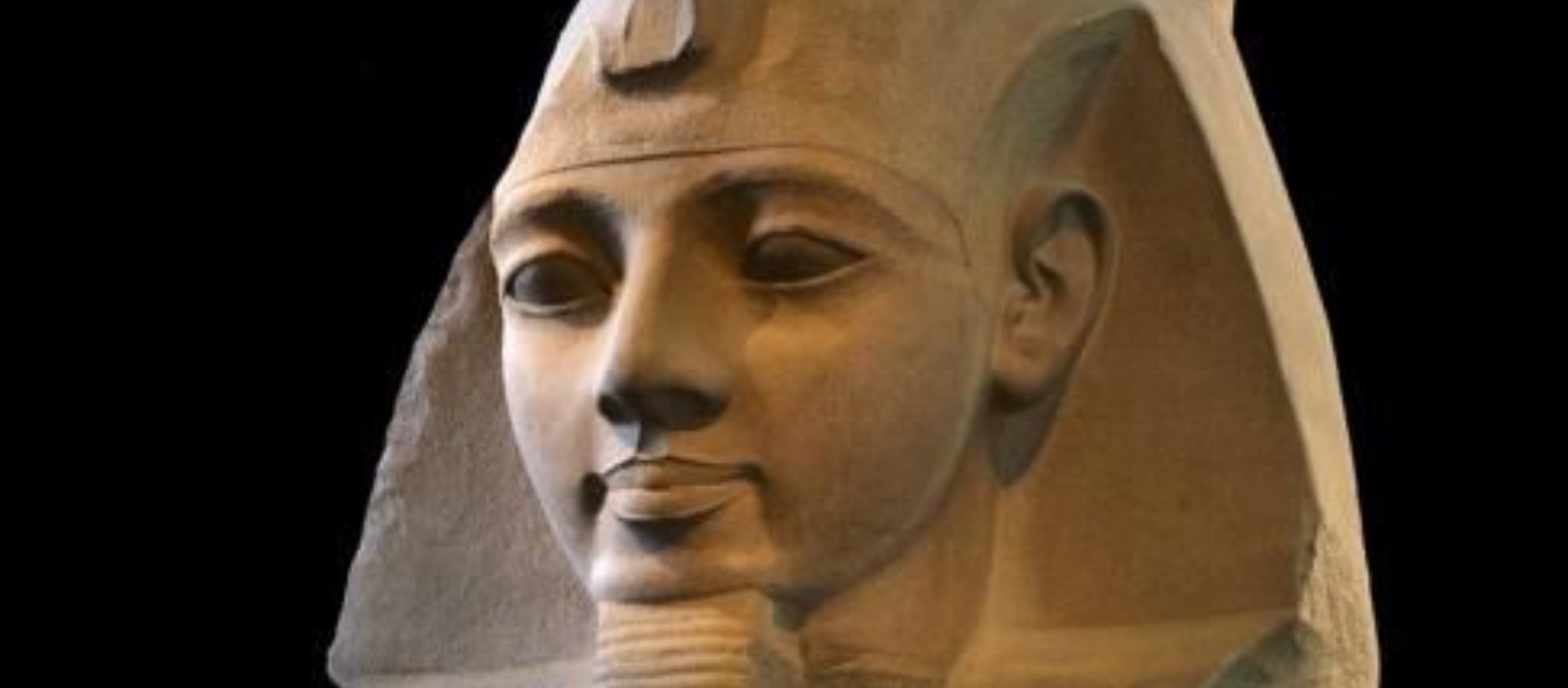 Ancient Egyptian bust